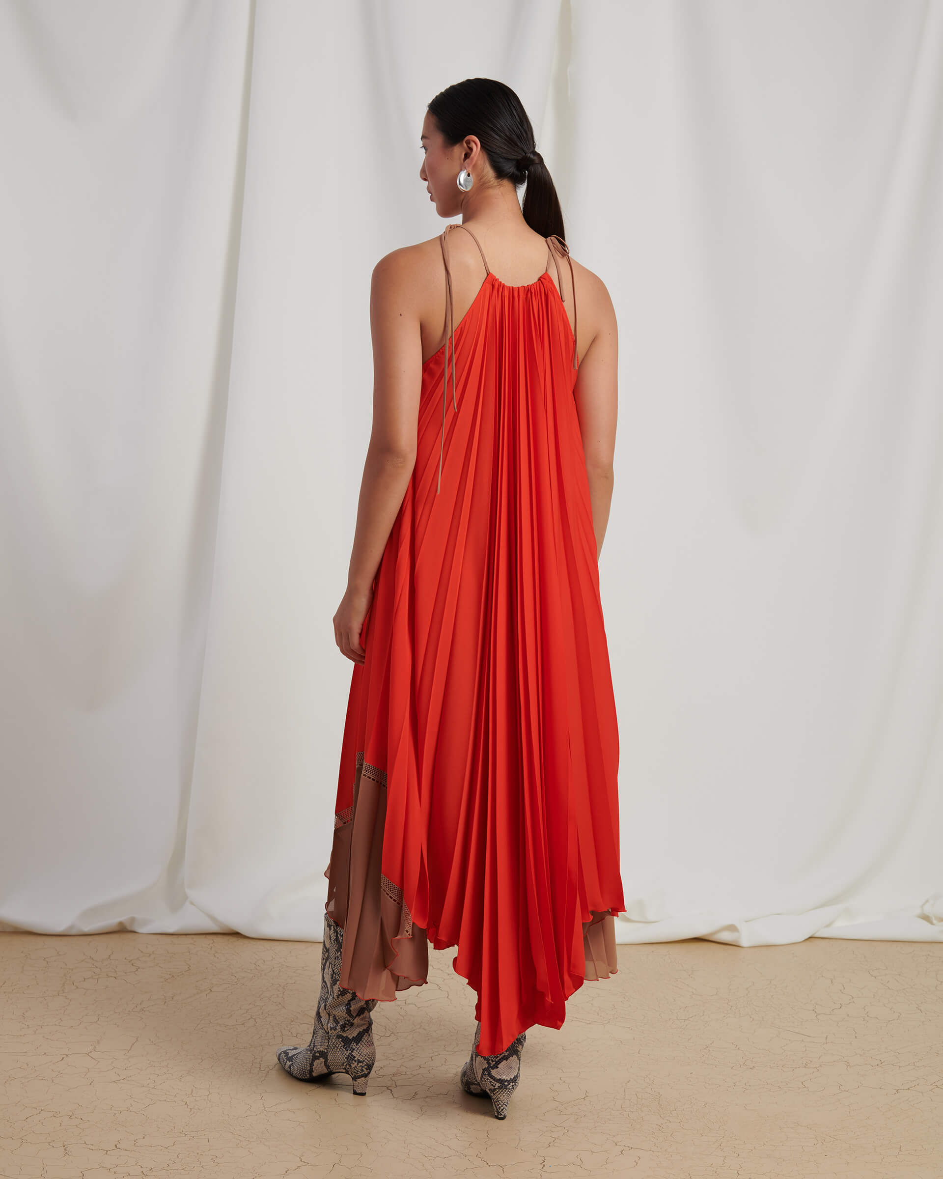 PLISSED LONG DRESS